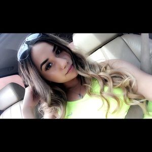 Meet your Posher, Valerie